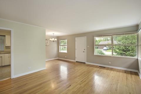 604 Marshall Rd, Northbrook, IL 60062 photo 3