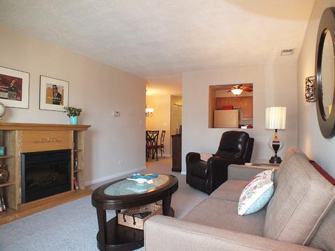 463 Alles St #2D, Des Plaines, IL 60016 photo 4