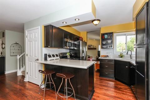 1136 Cimarron Dr, Cary, IL 60013 photo 10