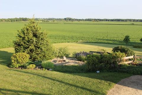 13840 Lister Rd, Morrison, IL 61270 photo 9