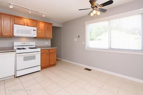 2402 Grouse Ln, Rolling Meadows, IL 60008 photo 4
