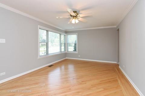 2402 Grouse Ln, Rolling Meadows, IL 60008 photo 2