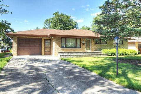 1042 E 8th St, Lockport, IL 60441 photo 1