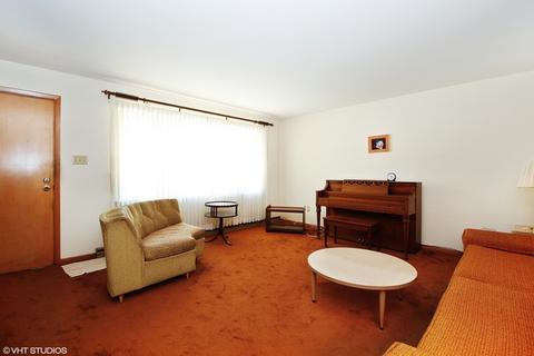 1042 E 8th St, Lockport, IL 60441 photo 2