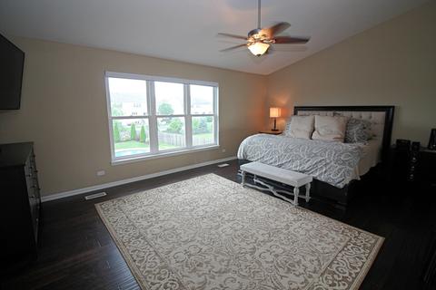 1010 Estancia Ln, Algonquin, IL 60102 photo 22