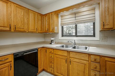 880 Sheldon Ct #A, Wheaton, IL 60189 photo 12