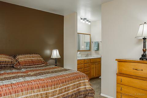 880 Sheldon Ct #A, Wheaton, IL 60189 photo 16
