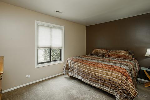 880 Sheldon Ct #A, Wheaton, IL 60189 photo 15