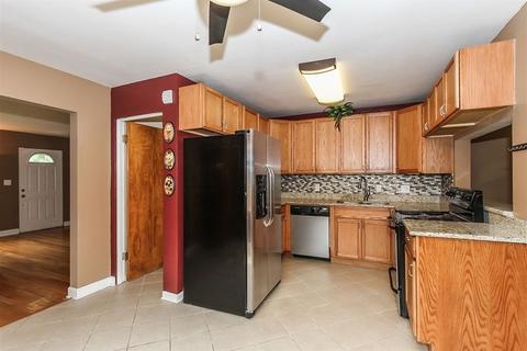 975 E Thacker St, Des Plaines, IL 60016 photo 6