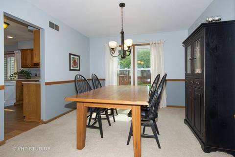 5 Hunter Dr, Montgomery, IL 60538 photo 6