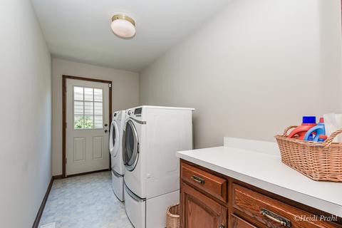 231 Brighton Dr, Wheaton, IL 60189 photo 13