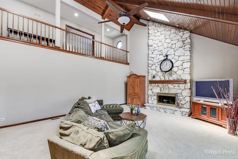 231 Brighton Dr, Wheaton, IL 60189 photo 8