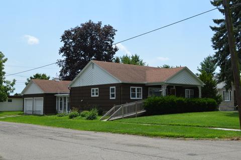 401 W 3rd St, Spring Valley, IL 61362 photo 1