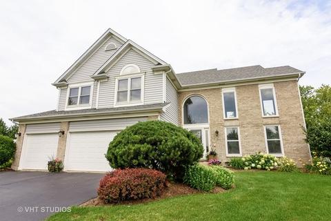 1610 Nicholson Dr, Hoffman Estates, IL 60192 photo 1