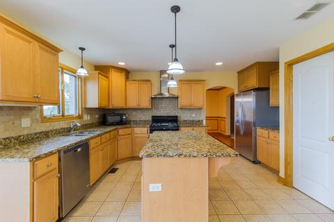 26111 S County Fair Dr, Monee, IL 60449 photo 5