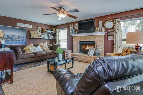 1905 Windstone Dr, Plainfield, IL 60586 photo 4