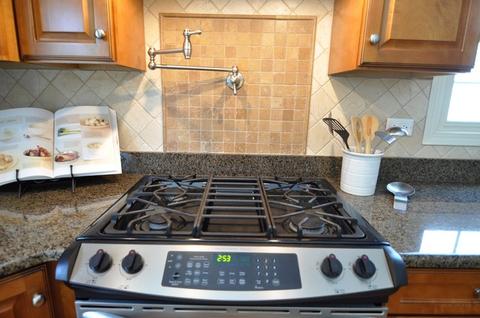 839 N Eagle St, Naperville, IL 60563 photo 3