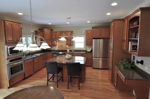 839 N Eagle St, Naperville, IL 60563 photo 4