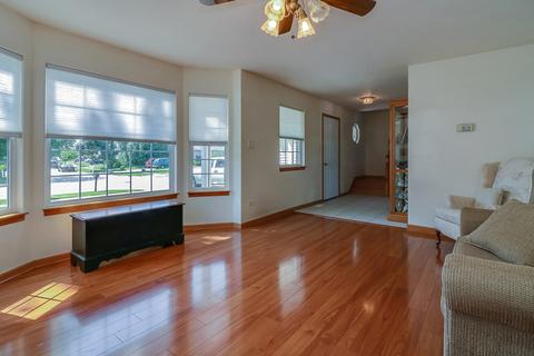 1606 Parkside Dr, Plainfield, IL 60586 photo 4
