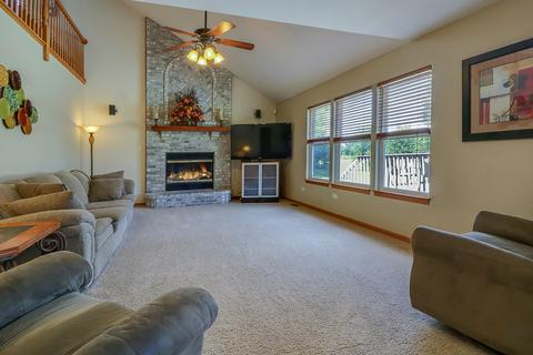1606 Parkside Dr, Plainfield, IL 60586 photo 5