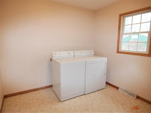 139 Deerpath Dr, Morris, IL 60450 photo 11