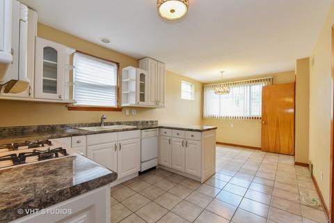 9609 S Lowe Ave, Chicago, IL 60628 photo 3