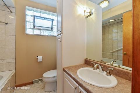 9609 S Lowe Ave, Chicago, IL 60628 photo 9