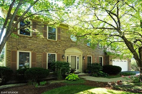 1820 Ranchview Dr, Naperville, IL 60565 photo 1