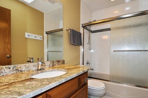 1820 Ranchview Dr, Naperville, IL 60565 photo 17