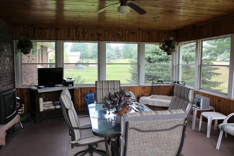 16136 Greenland Dr, Morrison, IL 61270 photo 17