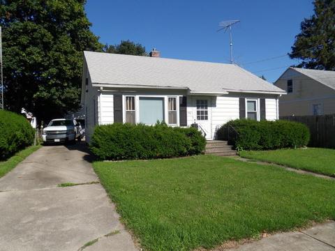 736 Bangs St, Aurora, IL 60505 photo 2