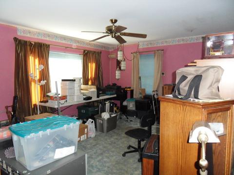 736 Bangs St, Aurora, IL 60505 photo 10