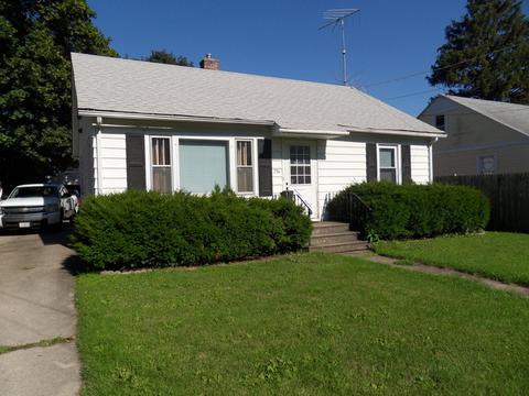 736 Bangs St, Aurora, IL 60505 photo 3