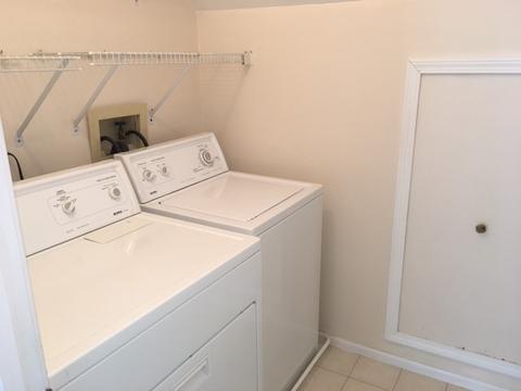 4672 N Sapphire Dr, Hoffman Estates, IL 60192 photo 16