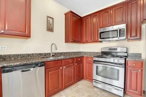 802 Station Blvd, Aurora, IL 60504 photo 12