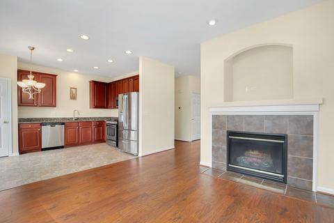 802 Station Blvd, Aurora, IL 60504 photo 11