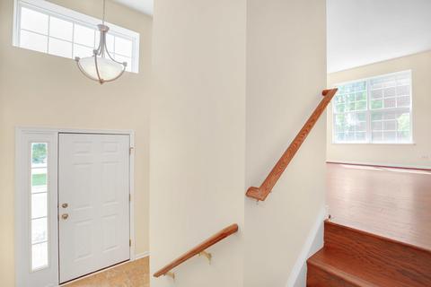 802 Station Blvd, Aurora, IL 60504 photo 4