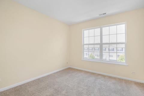 802 Station Blvd, Aurora, IL 60504 photo 23