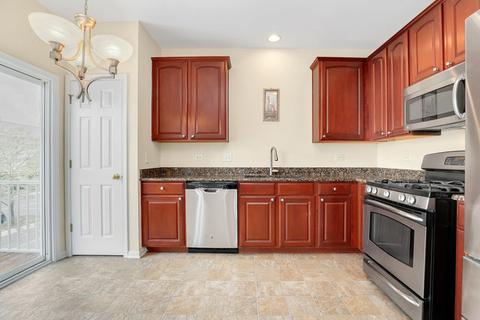 802 Station Blvd, Aurora, IL 60504 photo 13