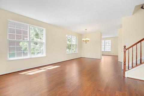 802 Station Blvd, Aurora, IL 60504 photo 8
