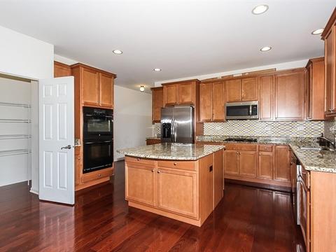3029 Cranston Ave, Elgin, IL 60124 photo 7