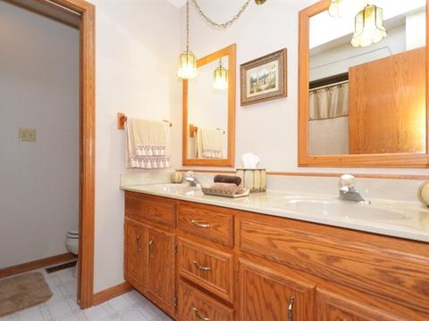 2207 Daffodil Dr, Crest Hill, IL 60403 photo 14