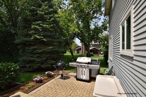 1070 Danforth Dr, Batavia, IL 60510 photo 32