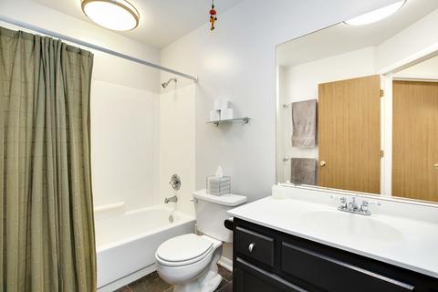 1660 Penny Ln, Bartlett, IL 60103 photo 24