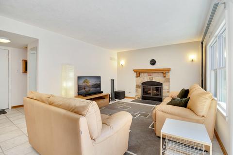 1660 Penny Ln, Bartlett, IL 60103 photo 3