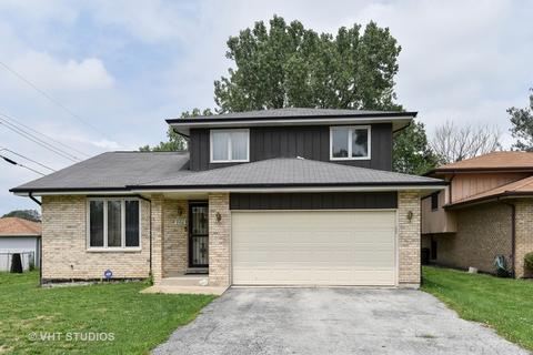 906 E 151st Pl, Phoenix, IL 60426 photo 1