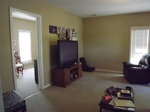 401 Lyle Ave, Donovan, IL 60931 photo 9
