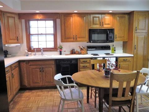 614 Assembly Pl, Dixon, IL 61021 photo 3