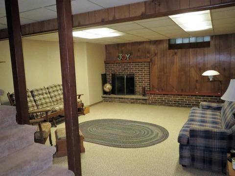 614 Assembly Pl, Dixon, IL 61021 photo 16