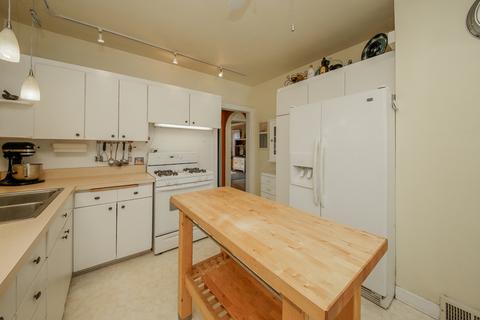 4341 Maple Ave, Brookfield, IL 60513 photo 9